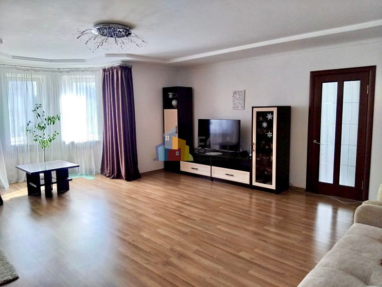 Продажа 3 комнатной квартиры, 98 м2, улица Ленина, 211Б, Горячий Ключ, Краснодарский край 1